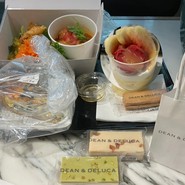 ディーン&デルーカ カフェクリスタ長堀店