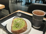 ディーン&デルーカ カフェクリスタ長堀店