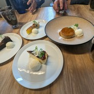 デザミアンティム