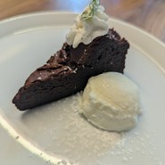 デザミアンティム