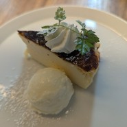 デザミアンティム