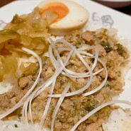 虎ノ門パイロン