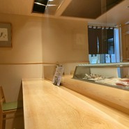 小松水産の庵 鮨処 春冬夏