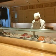 小松水産の庵 鮨処 春冬夏