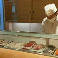 小松水産の庵 鮨処 春冬夏