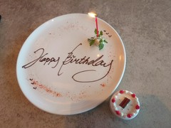 妻の誕生日だとお伝えしたところ、急遽用意してくれました。お陰様でよい記念日となりました。