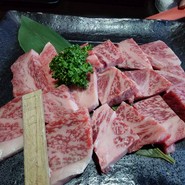 ステーキ焼肉海鮮さこま