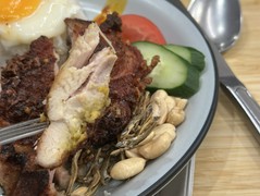 SINGAPORE CUISINE SINKIES