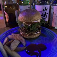 ダイニングバーガーキャプテンカンガルー 北新地店