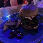 ダイニングバーガーキャプテンカンガルー 北新地店