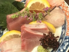 トリヤマスタンド