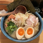 豚骨醤油らーめん 福気