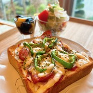 昔ながらのピザトースト