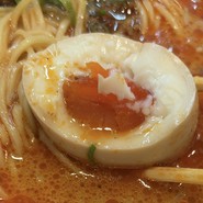 味玉はいい感じの黄身です！