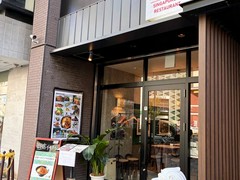 SINGAPORE CUISINE SINKIES