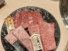焼肉暁牛
