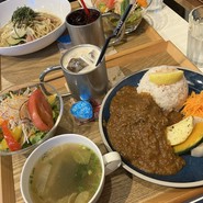 牛タンカレーランチとパスタランチ
