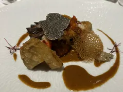 フランス料理店　シェ・イノ