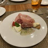 osteria　da　SASA（オステリア　ダ　ササ）