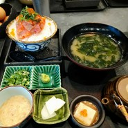 浮世離れのSHIMA DOROBO