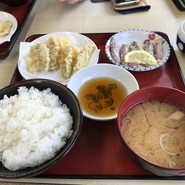 シャコ丼の店