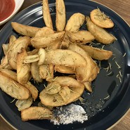 炭火焼き鳥BOND（ボンド）