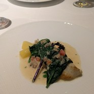 レストラン　ペルージュ