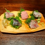 肴ダイニング心