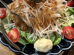 黒毛和牛とホルモン焼　DORA