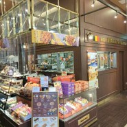 マネケン アスティ一宮店