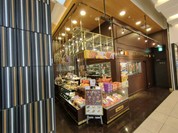 マネケン アスティ一宮店