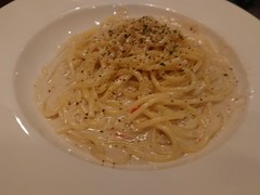 ズワイガニとカニミソのクリームパスタ