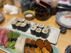 すしの助 中津店