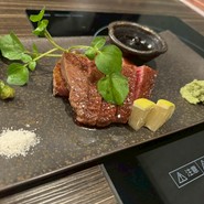 鉄板料理　かえる