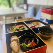 フレンチカフェ　ル・クロ　スゥ　ル　スリジェ