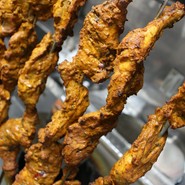 タンドリーチキン窯で焼き上げ