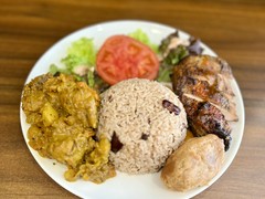 カリーチキン&ジャークチキンコンボ