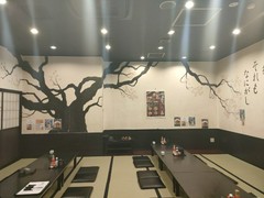 肉と魚とめん料理が充実している店 なにがし 一宮店