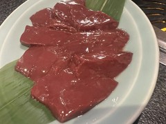 新鮮レバーは、人気のホルモンに劣らない美味しさでした