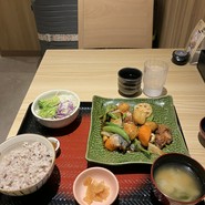 大戸屋ごはん処  なんばスカイオ店