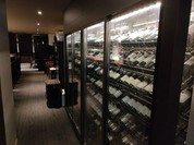 ワインバー　コリエドール