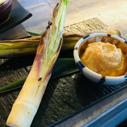 炭や　六根　貝とか酒とか炙りとか