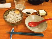 釜上げしらすおろし丼
