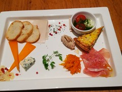 CHEESE KITCHEN RACLER 銀座