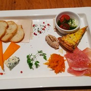 CHEESE KITCHEN RACLER 銀座