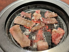 絵のある街 上野店