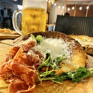 本格ナポリピッツァ ニューキッチンイロハ