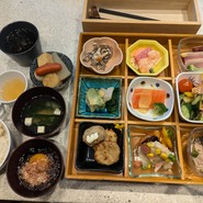 銀座朝食ラボ