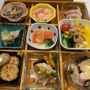 銀座朝食ラボ