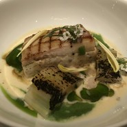 フランス料理　レ　セゾン